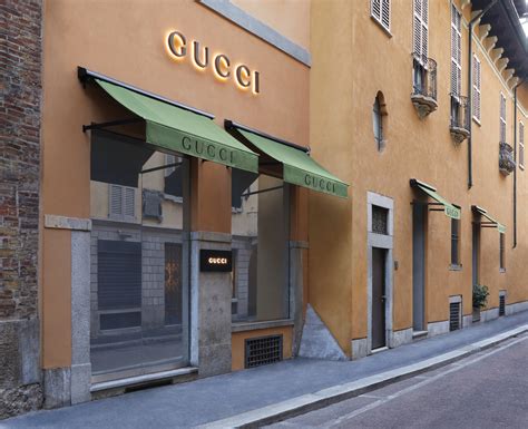 sconti gucci milano|Gucci Circolo Milano: un nuovo spazio in un antico palazzo.